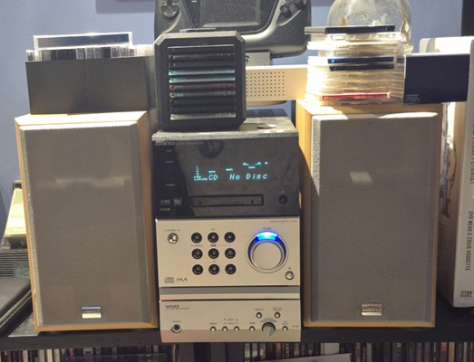 Review - Onkyo Bookshelf FR-B7 | MDCon